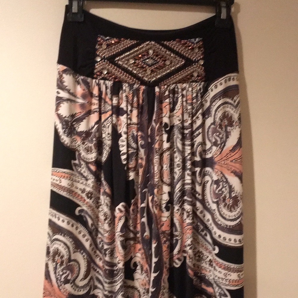 Maxi skirt w/ beaded waist